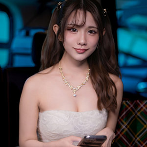 IORIちゃん　コスプレで可愛い！中出し＆カーセックスも！